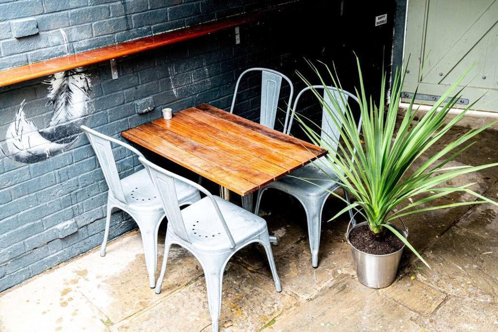 Апартаменты The Jazz Quarters, Southsea'S Hidden Gem Портцмаус Экстерьер фото